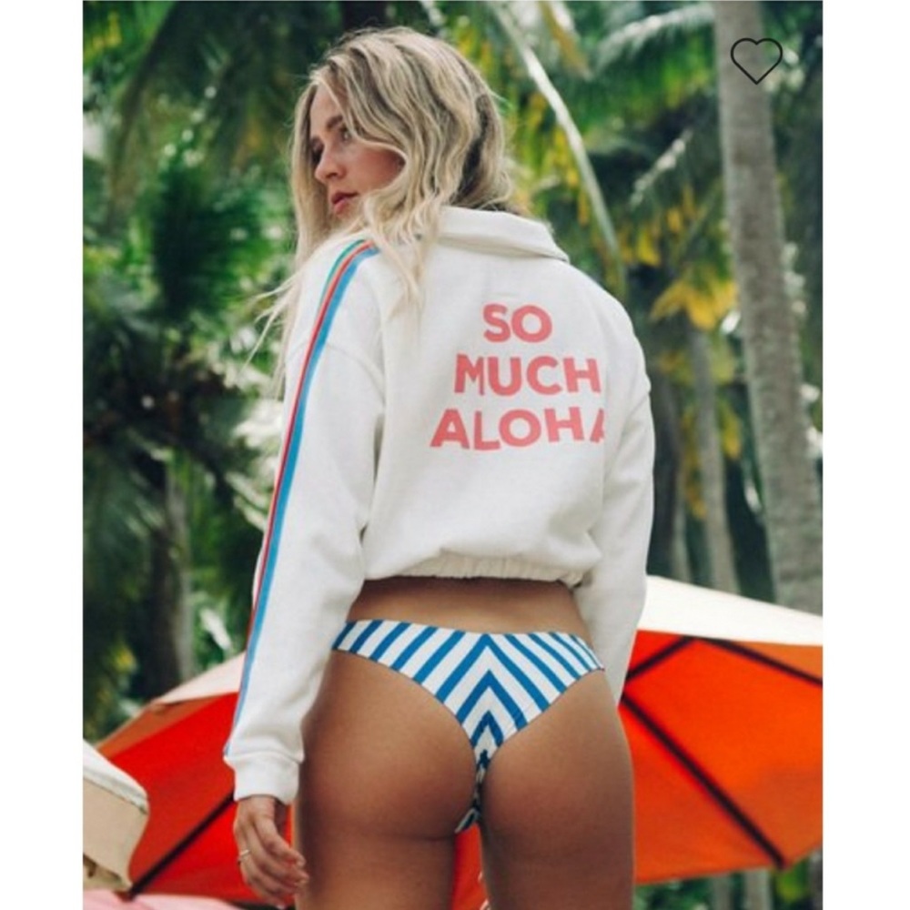 BILLABONG // so much aloha 1/2 zip crop sweatshirt